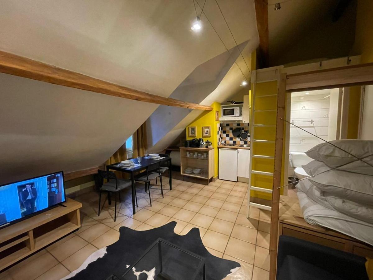 Montmartre Sacre Coeur - Appartement Martyrs باريس المظهر الخارجي الصورة